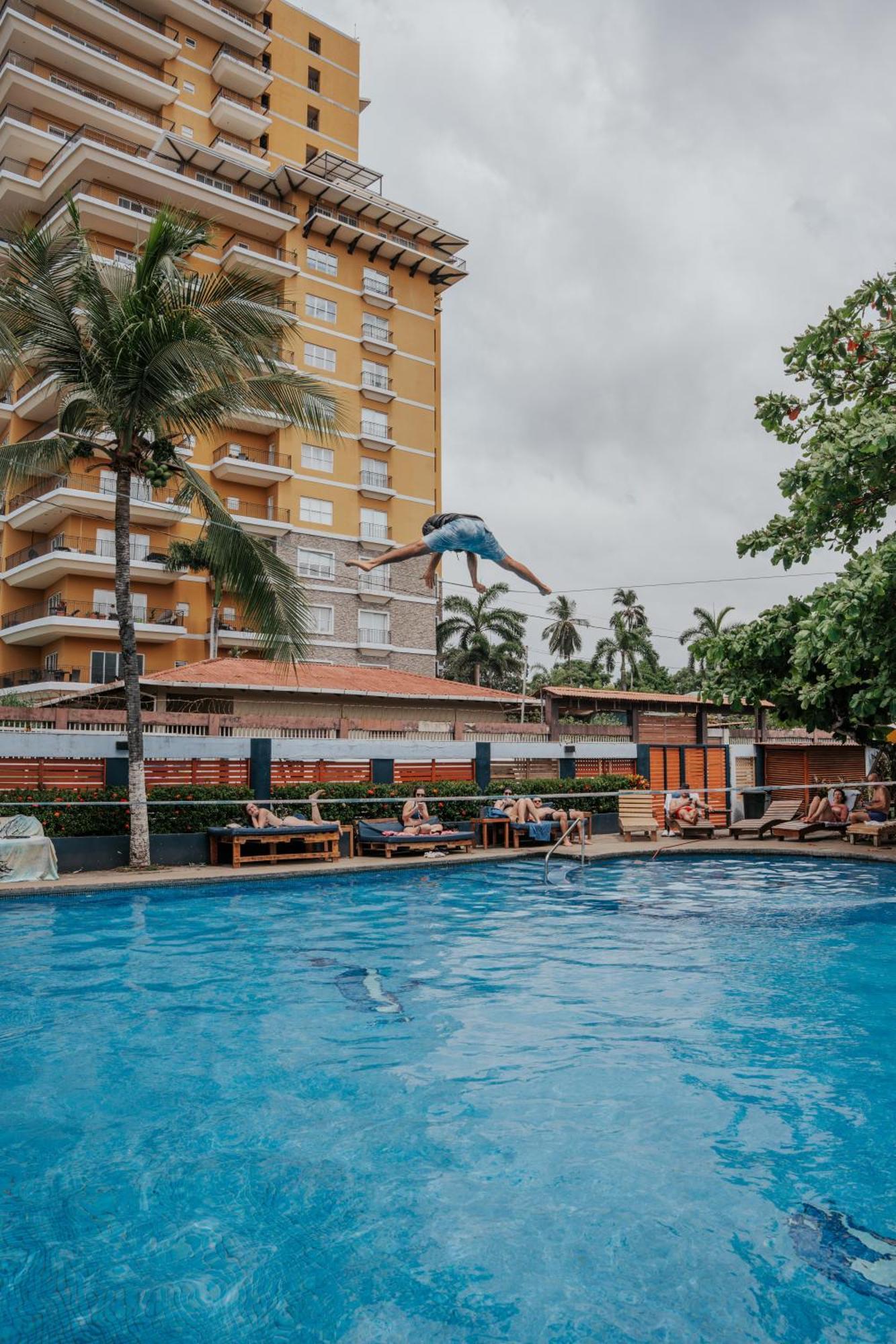 Hotel Selina Jacó